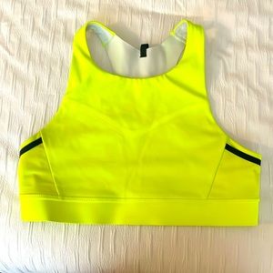 Brooks 3 Pocket Sports Bra